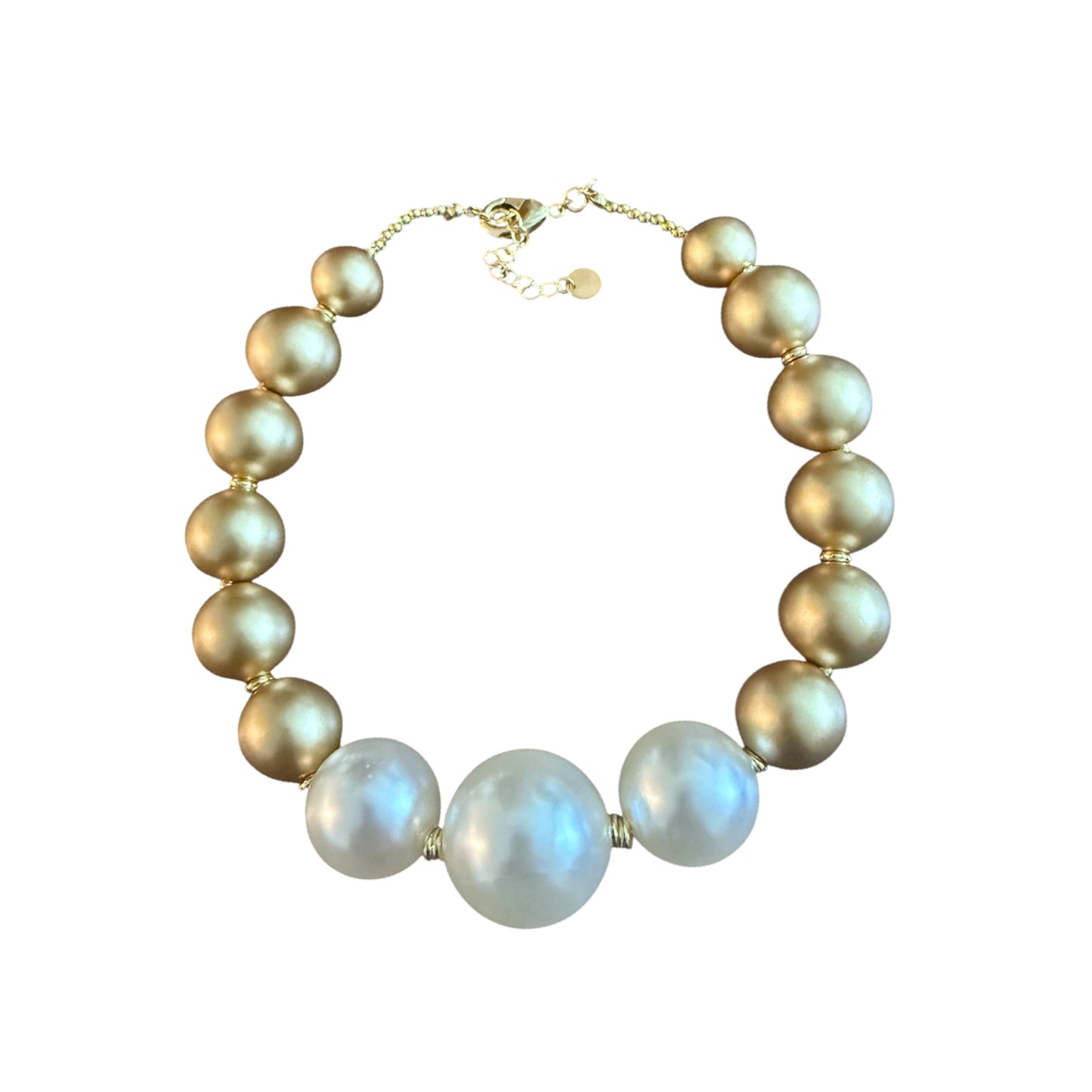 3 acrylic pearls