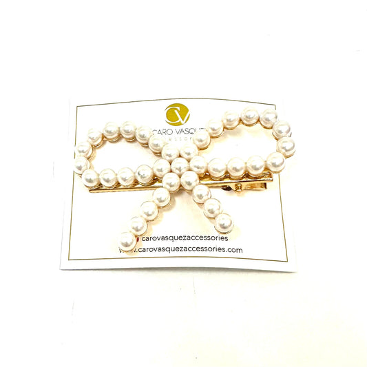 Coquette pearl hair clip