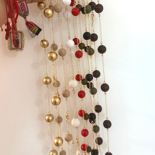Chain and colors